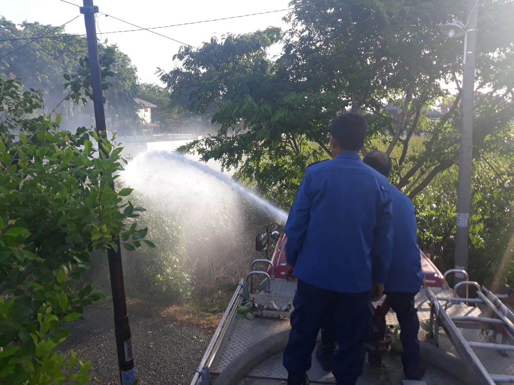 Ilalang Kembali Terbakar di Gampong Ateuk Jawo, Lagi-lagi Membakar Sampah Jadi Pemicunya