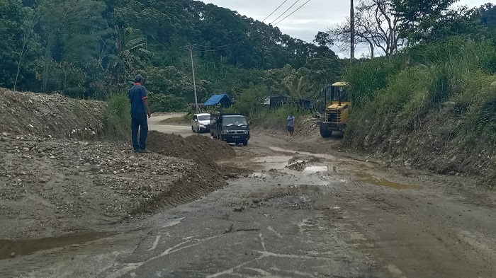 PPK 3.4 Bersihkan Material Longsor di Lintasan Blangkejeren-Kutacane, Ini Lokasinya