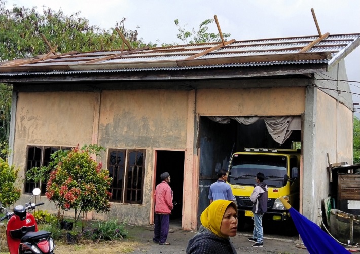 Angin Puting Beliung Rusak Dua Rumah Warga di Bener Meriah