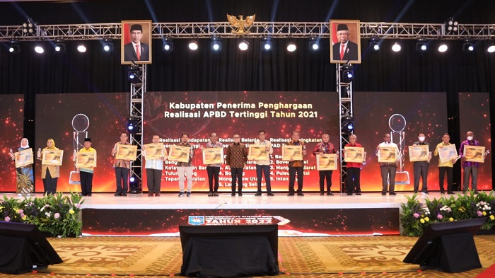 Gayo Lues dan Aceh Selatan Raih Penghargaan Kategori Realisasi Belanja Daerah Tertinggi