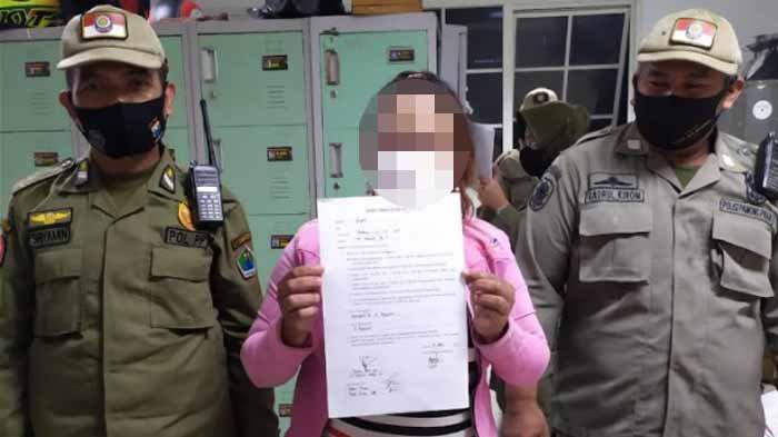 Wanita Ini Jajakan Diri Saat Ramadhan hingga Ditangkap Satpol PP, Butuh Uang Demi Hidupi 5 Anak