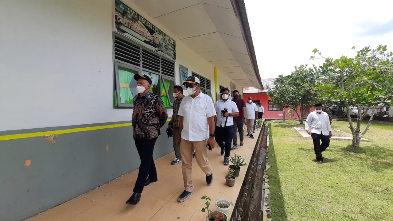 Kadisdik Dampingi Sekda ke Pelosok Aceh, Semangati Guru di Daerah Terpencil