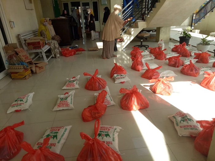 Pemkab Pasok Sembako untuk Paramedis yang Menjalani Isolasi di Gampong Tanjong, Siagakan Dua Satpam