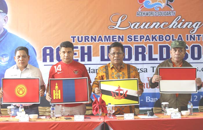 sepak-bola-internasional-aceh-world-solidarity_20171113_111659.jpg