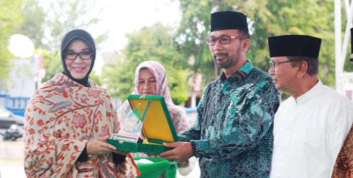 Masjid Syuhada Lamgugob Terbersih