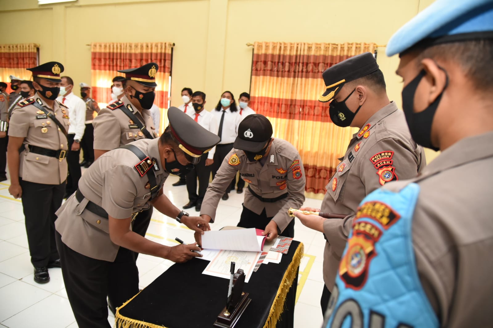 Kapolres Bireuen Pimpin Sertijab Empat Kapolsek Baru, Ada yang Dimutasi Ke Polres dan Polda Aceh