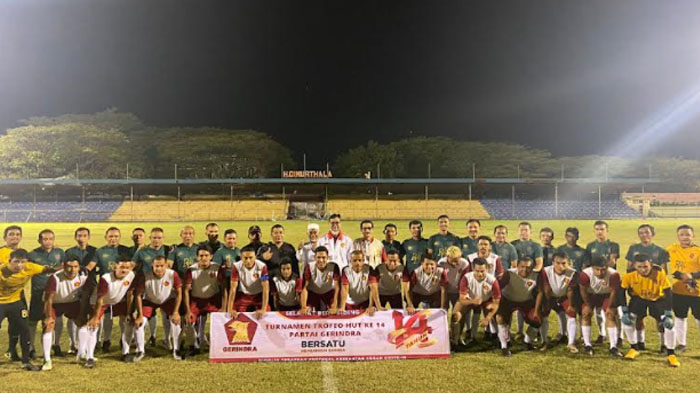 Taklukkan Gerindra FC, Legend Sigupai Juara Turnamen Trafeo HUT Gerindra