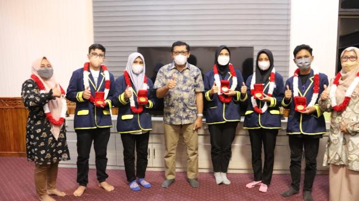 Jamu Siswa Peraih Medali Emas, Kadisdik: Ini Bukti Anak Aceh Bisa
