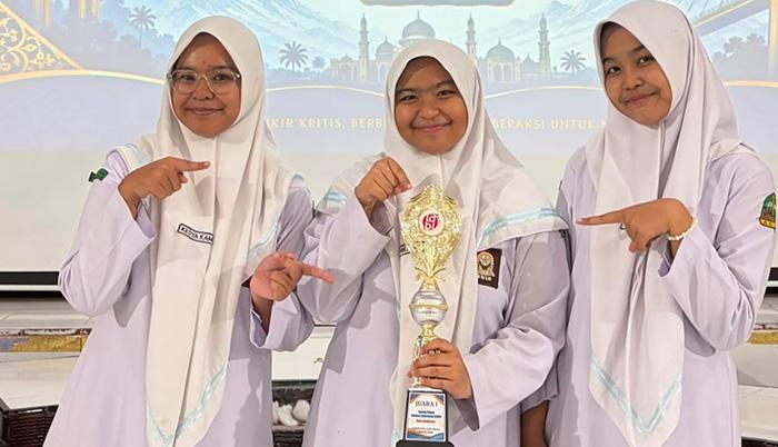 Tim LDBI SMAN Modal Bangsa Wakili Aceh ke Nasional, Dominasi Tiga Besar Pembicara Terbaik - Serambinews.com