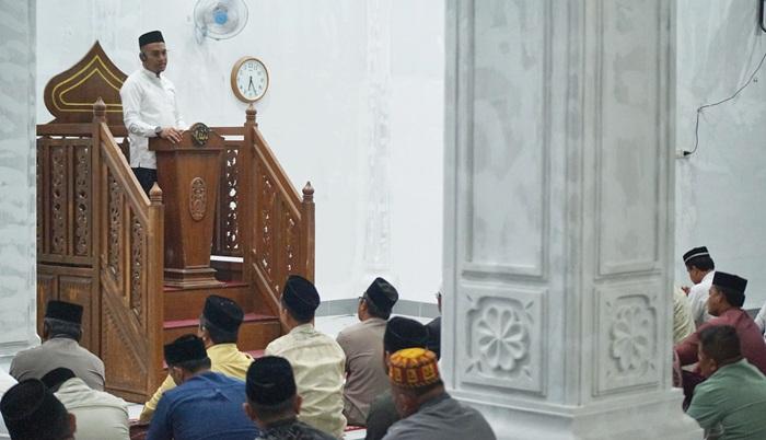 Isi Tausiah Subuh di Masjid, Bupati Abdya Perintah Keuchik Ganti Aparatur Desa Tak Shalat Berjamaah