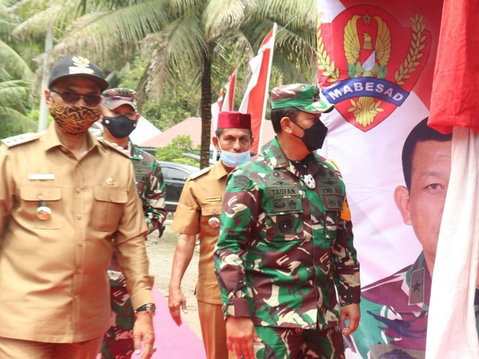 Tim Pengawas dan Evaluasi Mabes Angkatan Darat Tinjau TMMD di Bireuen, Begini Pesannya
