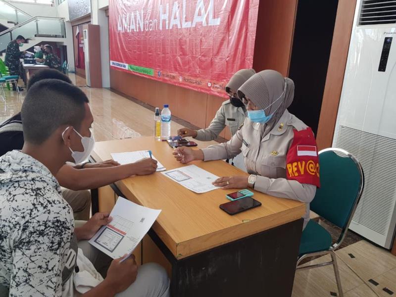 Polda Aceh Terus Genjot Vaksinasi Massal di Sejumlah Tempat, Bagi yang Belum Vaksin, Dipersilakan