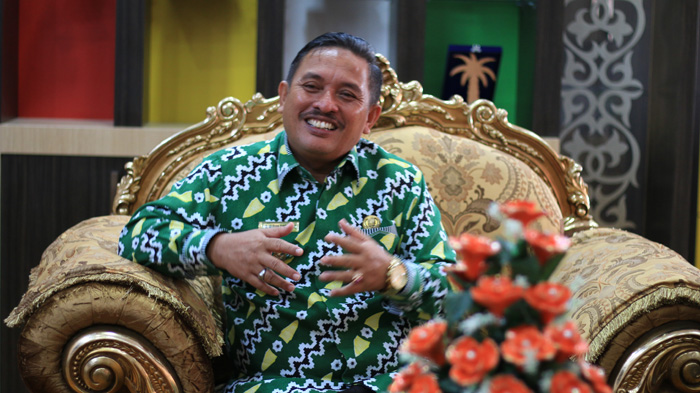 wali-kota-subulussalam-affan-alfian-bintang-salurkan-jadup-odp.jpg