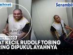 Aksi-Rudolf-Tobing-Habisi-Rekan-Kerja-Ternyata-Waktu-Kecil-Sering-Dipukul.jpg