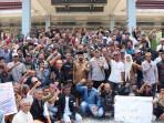 Al-Farlaky-temui-mass-demo-konflik-agraria.jpg
