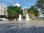 Anak-anak-bermain-di-halaman-Masjid-Agung-Alfalah-Sigli-Pidie_2023.jpg