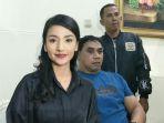 Artis-peran-Tsania-Marwa-saat-menggelar-jumpa-pers-di-kawasan-Gambir.jpg