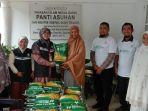 BMA-serahkan-bantuan-beras-zakat-fitrah-di-Panti-Asuhan.jpg