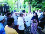 Bupati-Abdya-Tinjau-Rumah-tidak-Layak-Huni-di-Susoh.jpg