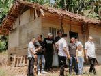 Bupati-Mukhlis-verifikasi-penerima-rumah-duafa.jpg