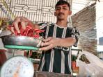 Cabai-merah-di-Aceh-Tamiang-mulai-turun-Rp-5-ribu.jpg