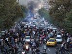 Demonstran-Penuhi-Jalan-Teheran-Iran1.jpg