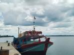 Dermaga-Anak-Laut-Boat-yang-melayani-pelayaran-ke-Pulau-Banyak-sandar-di-dermaga-Anak-Laut.jpg