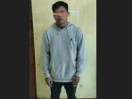 Elipitua-Siregar-pelaku-yang-bunuh-abang-kandungnya-setelah-diamankan-polisi.jpg