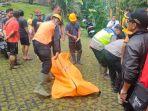 Evakuasi-jenazah-WNA-yang-tertimpa-longsor-di-Bali.jpg