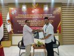 Fadhil-Rahmi-atau-Syech-Fadhil-mendaftar-balon-DPD-RI_.jpg