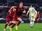 Gelandang-AS-Roma-Ola-Solbakken-mencetak-gol-timnya-ke-gawang-Hellas-Verona.jpg