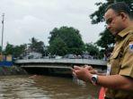 Gubernur-DKI-Jakarta-Anies-Baswedan-meninjau-Pintu-Air-Manggarai.jpg