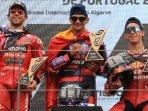 Juara-balapan-MotoGP-Portugal-2024-Jorge-Martin-Enea-Bastianini.jpg