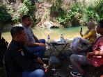 Kadis-Parpora-Aceh-Tamiang-bersama-komunitas-pecinta-alam-di-lokasi-camping-ground-Gunung-Pandan.jpg