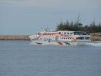 Kapal-cepat-Express-Bahari-Pelabuhan-Ulee-Lheue-Banda-Aceh-Balohan-Sabang.jpg