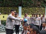 Kapolres-Aceh-Barat-Pakaikan-baret-pada-para-Bintara-Remaja.jpg