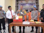 Kapolres-Langsa-AKBP-Andy-Rahmansyah-SIK-SH-MH-memperlihatkan-barang-bukti-sabu-sabu.jpg