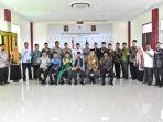 Ketua-STAIN-Meulaboh-Dr-H-Syamsuar-setelah-melantik-para-pejabat-baru.jpg