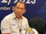 Komisaris-Utama-PT-LIB-Juni-Rachman-saat-konferensi-pers.jpg