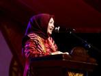 Marlina-Usman-di-malam-penutupan-Rapat-Koordinasi-Dekranasda-se-Aceh.jpg