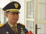 Panglima-TNI-Jenderal-TNI-Agus-Subiyanto-saat-menyampaikan-pernyataan-kepada-wartawan.jpg