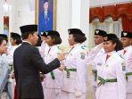 Paskibraka-Nasional-2023-Pembawa-Baki-Bendera-Pusaka-Bertemu-Presiden-Jokowi-dan-Iriana.jpg