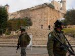 Pasukan-Pendudukan-Israel-Mencegah-Salat-Jumat-di-Masjid-Ibrahimi-di-Hebron.jpg