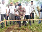 Peletakan-baru-pertama-pembangunan-Kampung-Nelayan-Maju-Kalaju-di-Gampong-Asan.jpg