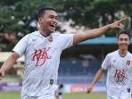 Pemain-Legend-Sigupai-Safaruddin-alias-Dhien-Kallon.jpg