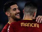 Pemain-Roma-yakni-Paulo-Dybala-Lorenzo-Pellegrini-dan-Gianluca-Mancini-merayakan-gol.jpg