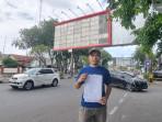 Pemilik-Baliho-Protes-Pembongkaran.jpg