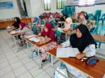 Penyandang-disabilitas-Abdya-sedang-mengikuti-pembekalan-pelatihan-menjahit.jpg