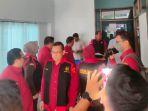 Penyidik-dari-Kejaksaan-Tinggi-Kejati-Aceh-melakukan-penggeledahan-kantor-BRA.jpg