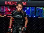 Petarung-MMA-Victoria-Lee.jpg